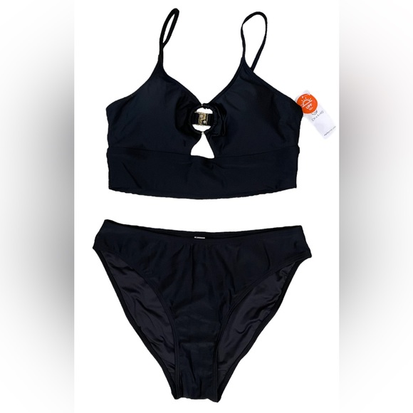 NWT O-Ring Detail Bikini - Picture 7 of 12